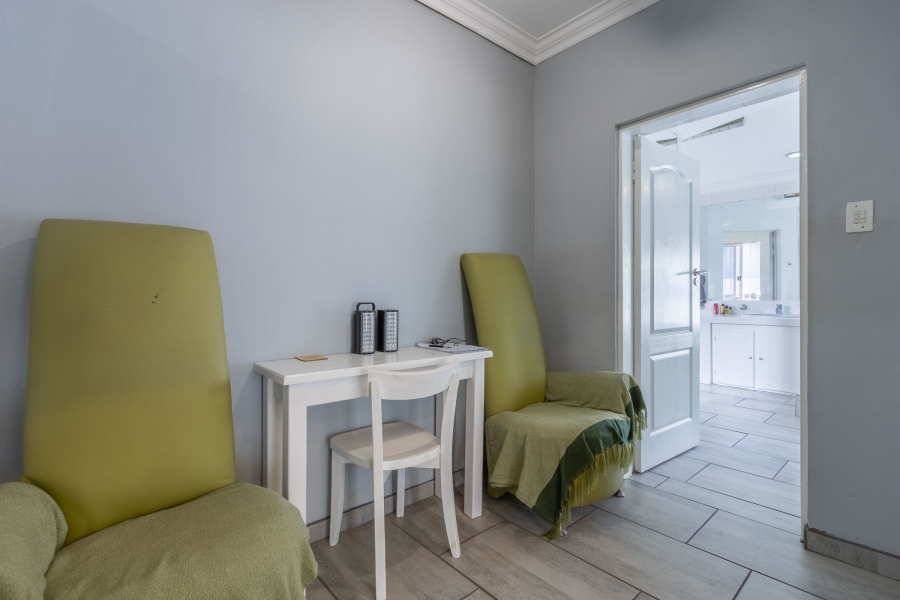 6 Bedroom Property for Sale in Dowerglen Gauteng