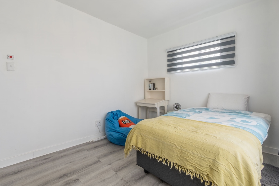 6 Bedroom Property for Sale in Dowerglen Gauteng