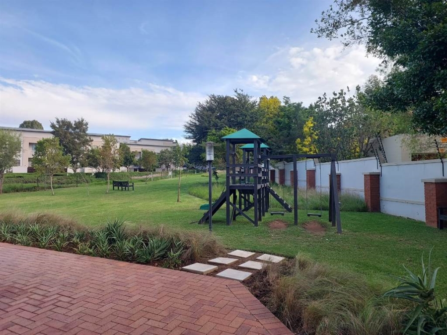 2 Bedroom Property for Sale in Paulshof Gauteng