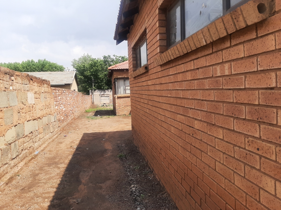 5 Bedroom Property for Sale in Bakerton Gauteng