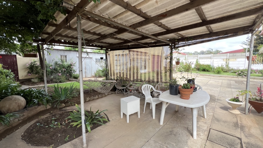 2 Bedroom Property for Sale in Krugersdorp West Gauteng