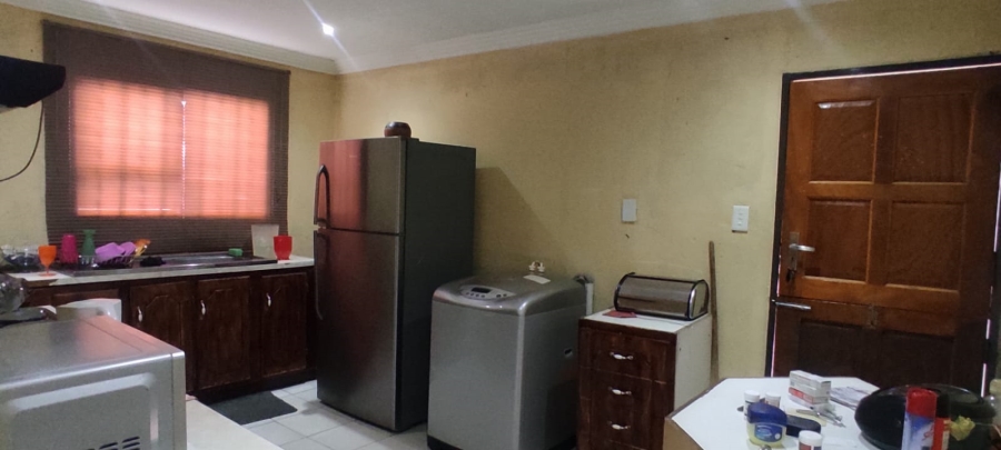 3 Bedroom Property for Sale in Daveyton Gauteng
