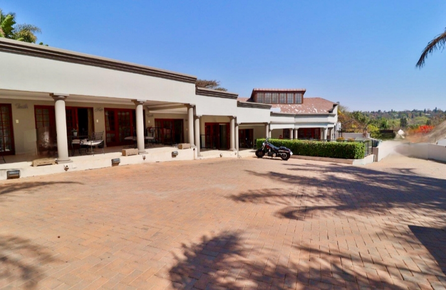 6 Bedroom Property for Sale in Moreleta Park Gauteng