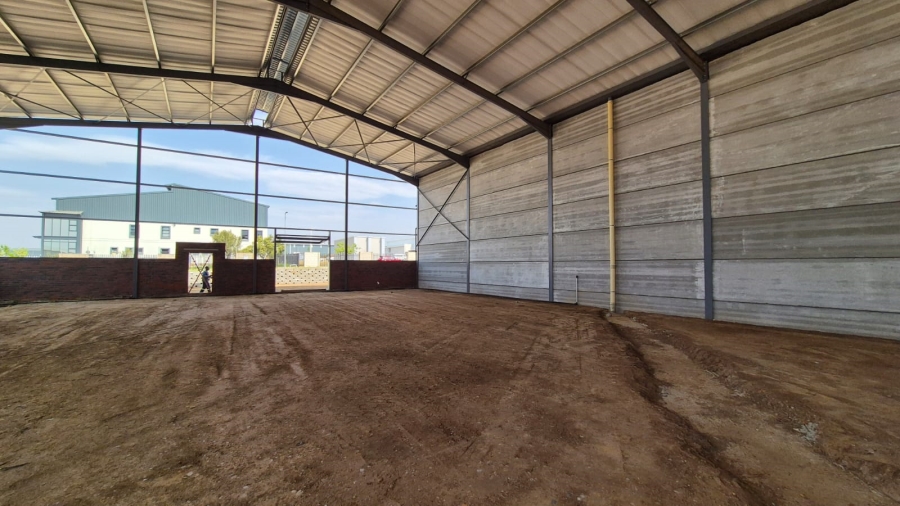 To Let commercial Property for Rent in Knoppieslaagte Gauteng