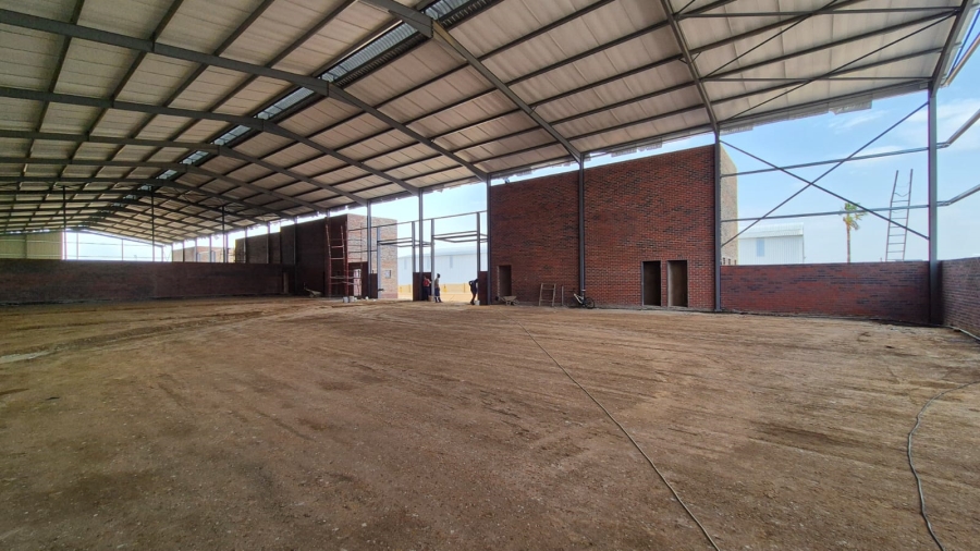To Let commercial Property for Rent in Knoppieslaagte Gauteng