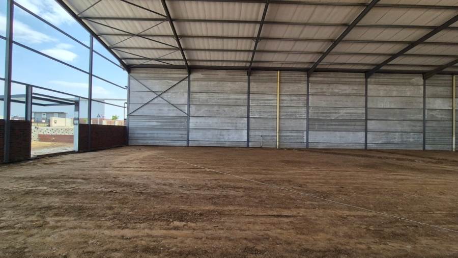 To Let commercial Property for Rent in Knoppieslaagte Gauteng