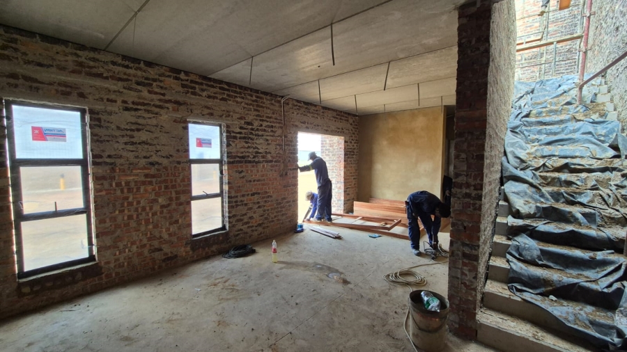 To Let commercial Property for Rent in Knoppieslaagte Gauteng