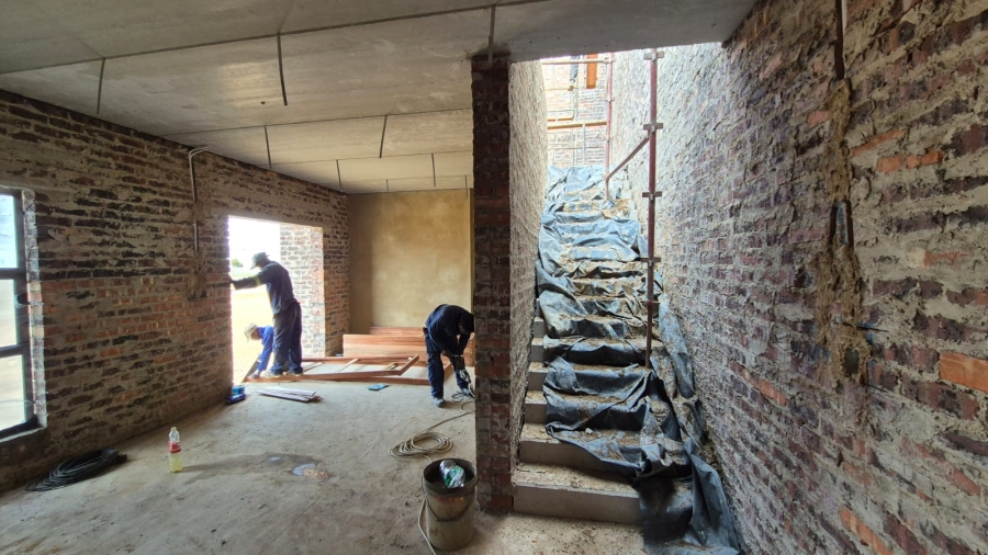 To Let commercial Property for Rent in Knoppieslaagte Gauteng