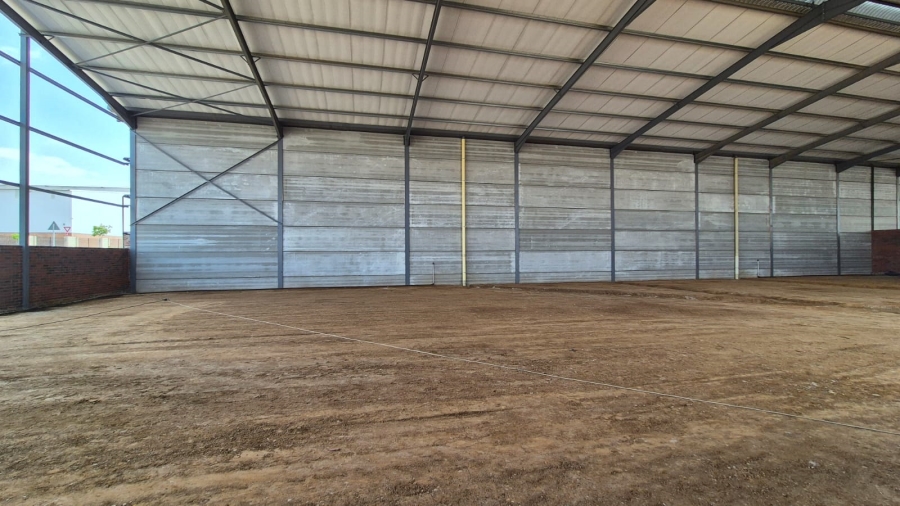 To Let commercial Property for Rent in Knoppieslaagte Gauteng