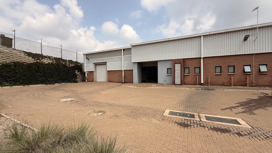 To Let commercial Property for Rent in Olifantsfontein Gauteng