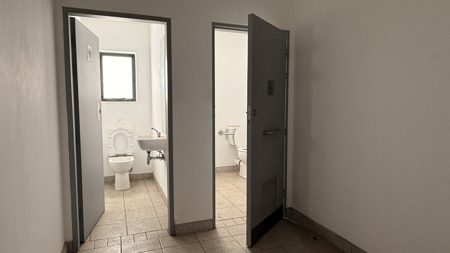 To Let commercial Property for Rent in Olifantsfontein Gauteng