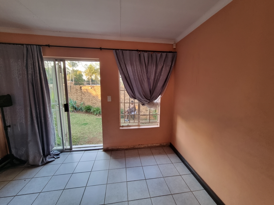 2 Bedroom Property for Sale in Meyerspark Gauteng