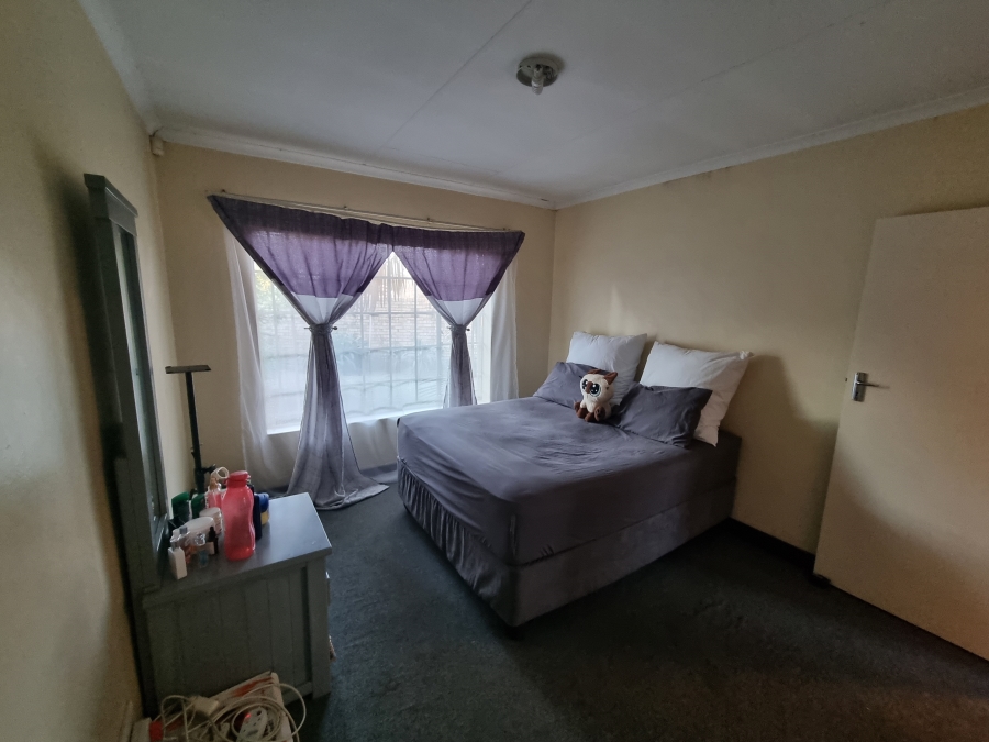 2 Bedroom Property for Sale in Meyerspark Gauteng