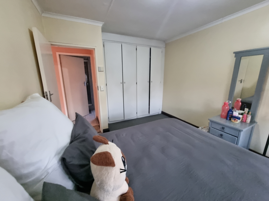 2 Bedroom Property for Sale in Meyerspark Gauteng