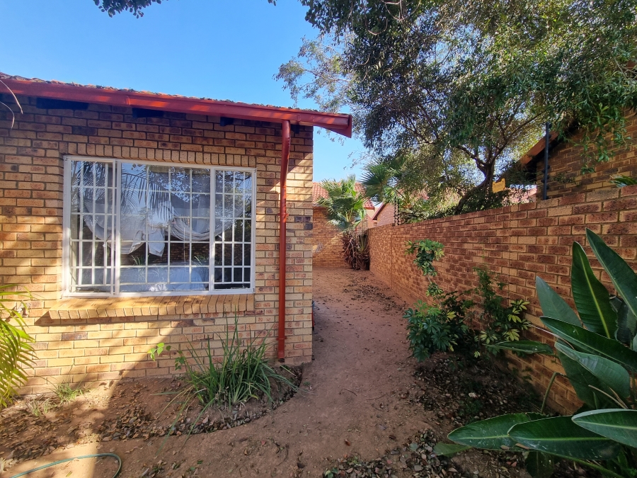 2 Bedroom Property for Sale in Meyerspark Gauteng