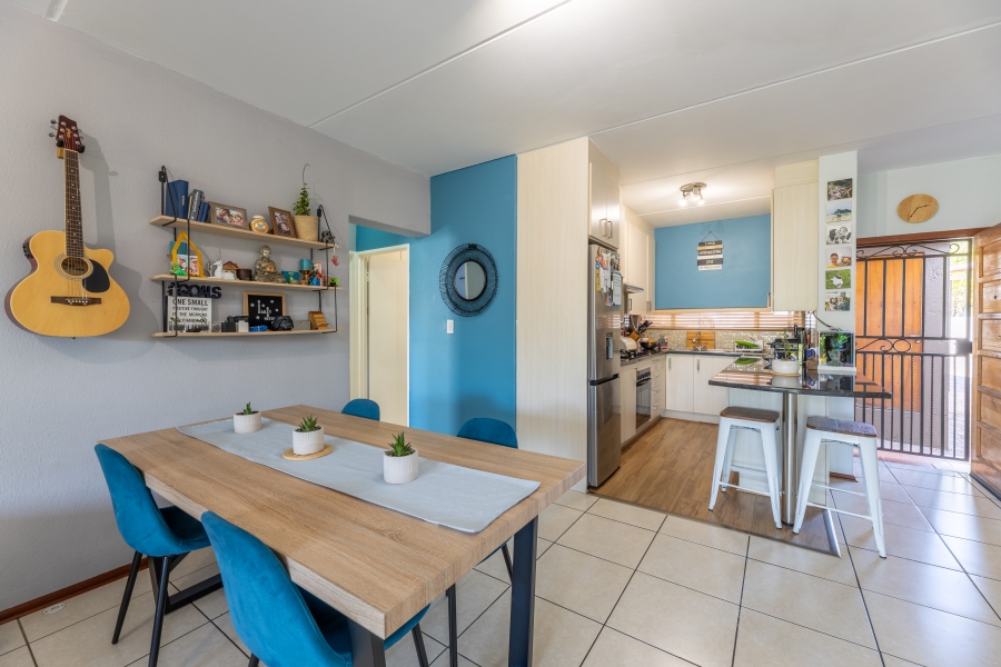 2 Bedroom Property for Sale in Bryanston Gauteng