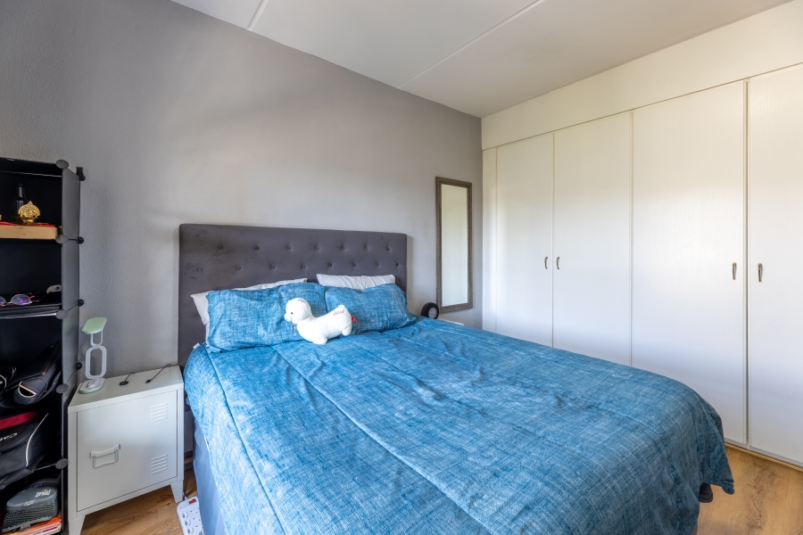 2 Bedroom Property for Sale in Bryanston Gauteng
