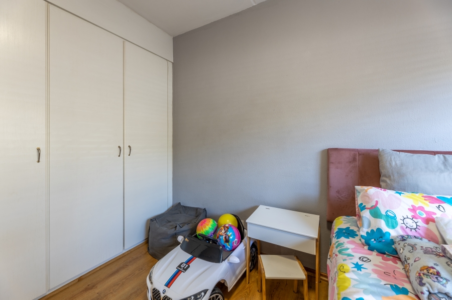 2 Bedroom Property for Sale in Bryanston Gauteng