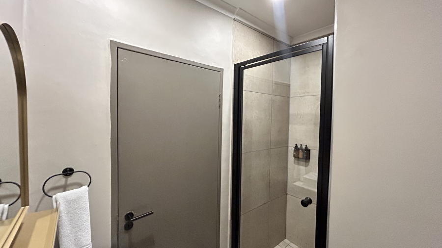 1 Bedroom Property for Sale in Sandown Gauteng