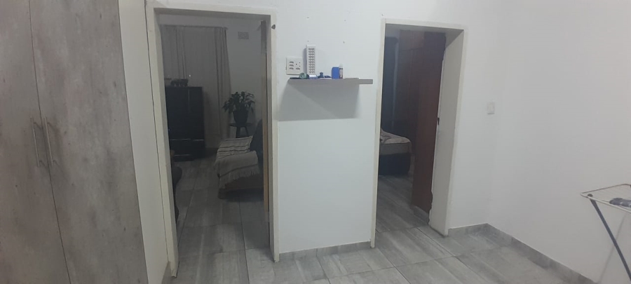 1 Bedroom Property for Sale in Brakpan Central Gauteng