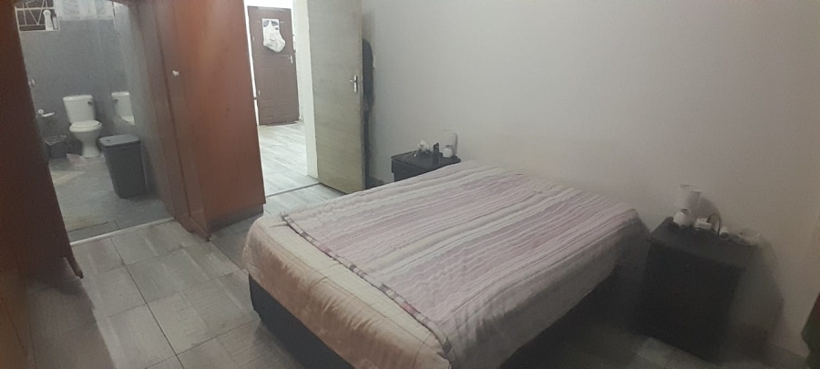 1 Bedroom Property for Sale in Brakpan Central Gauteng