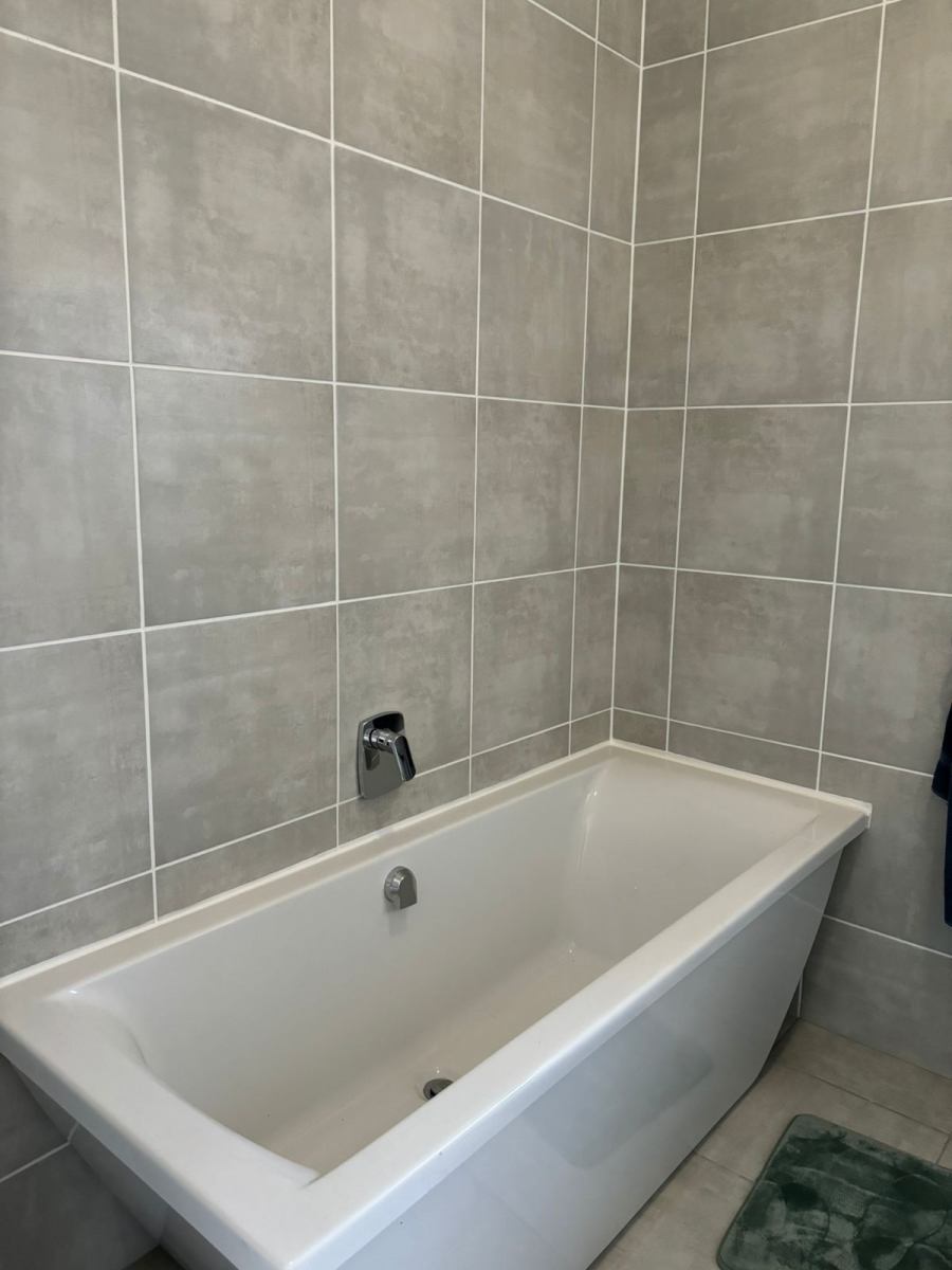 1 Bedroom Property for Sale in Linbro Park Gauteng