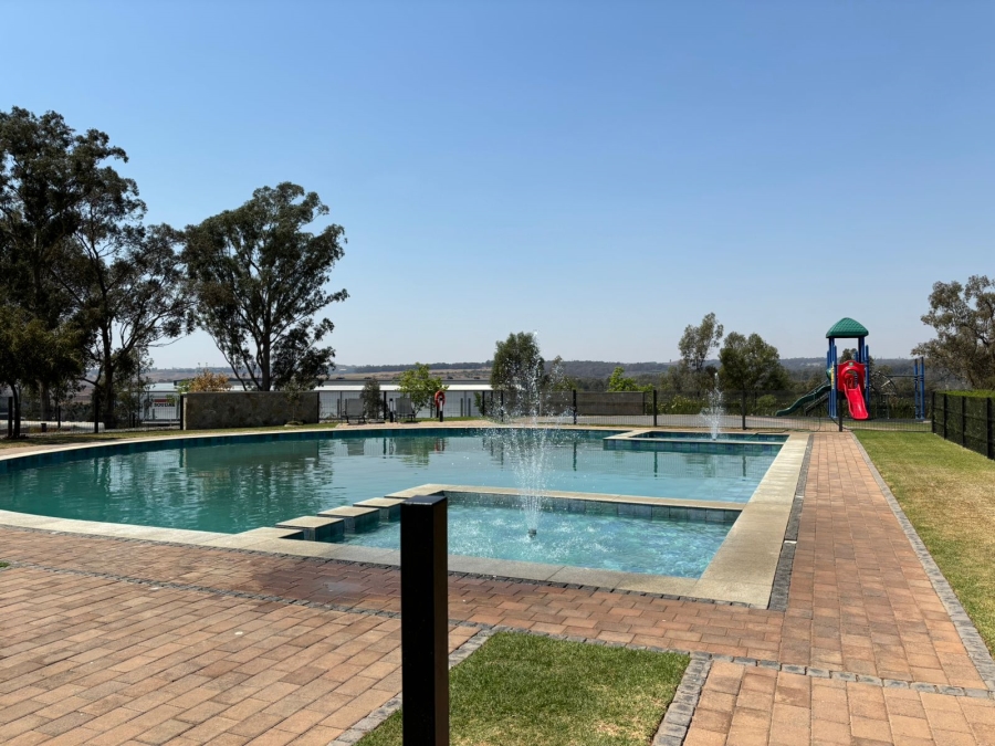 1 Bedroom Property for Sale in Linbro Park Gauteng