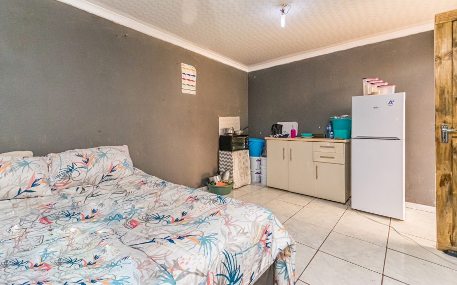 10 Bedroom Property for Sale in Cosmo City Gauteng