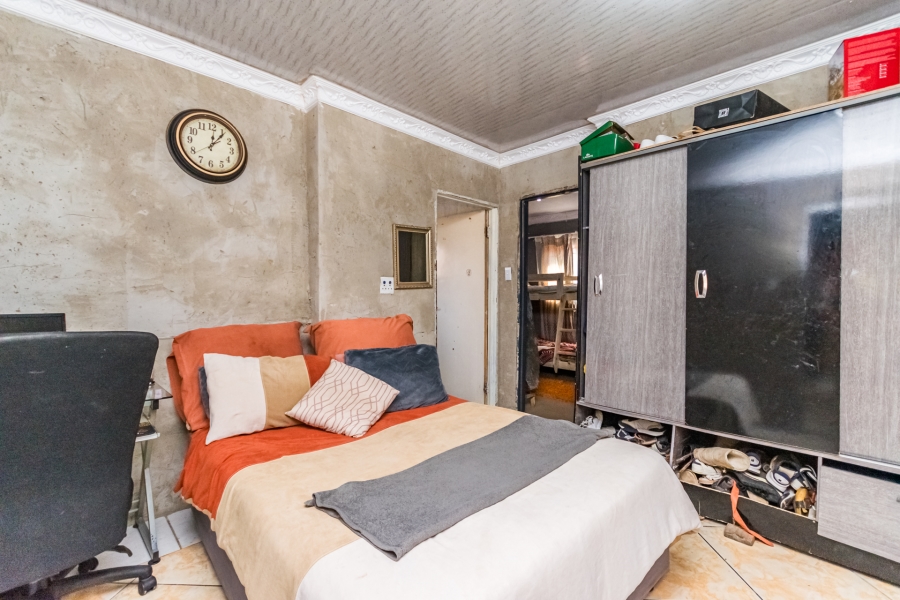 10 Bedroom Property for Sale in Cosmo City Gauteng