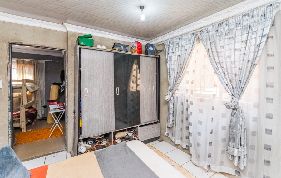 10 Bedroom Property for Sale in Cosmo City Gauteng