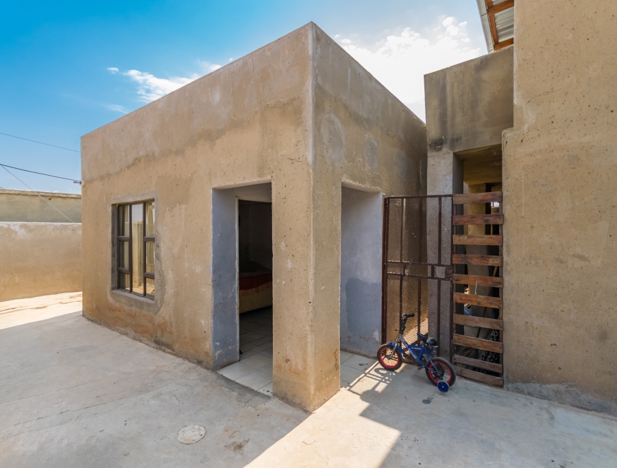 10 Bedroom Property for Sale in Cosmo City Gauteng