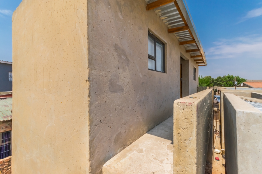 10 Bedroom Property for Sale in Cosmo City Gauteng