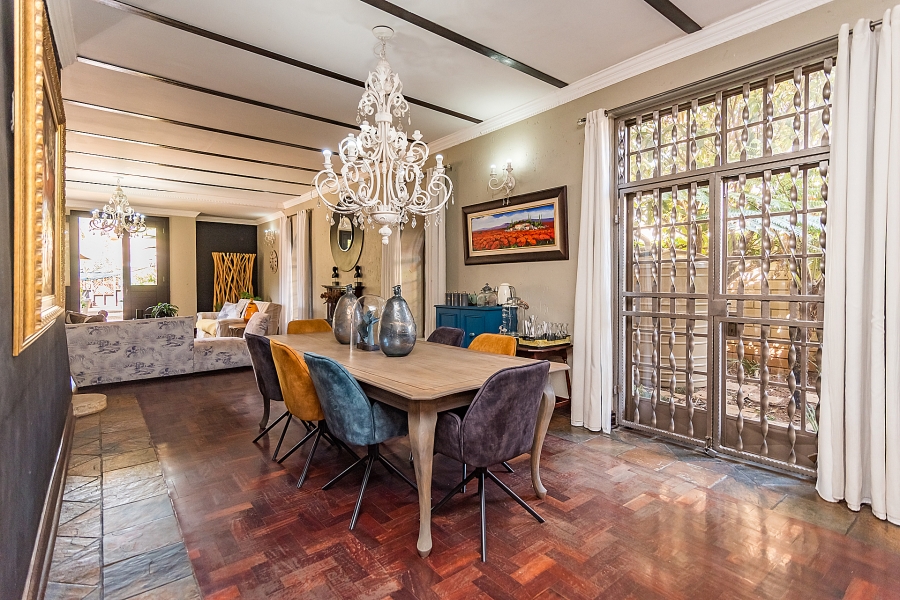 9 Bedroom Property for Sale in Clubview Gauteng