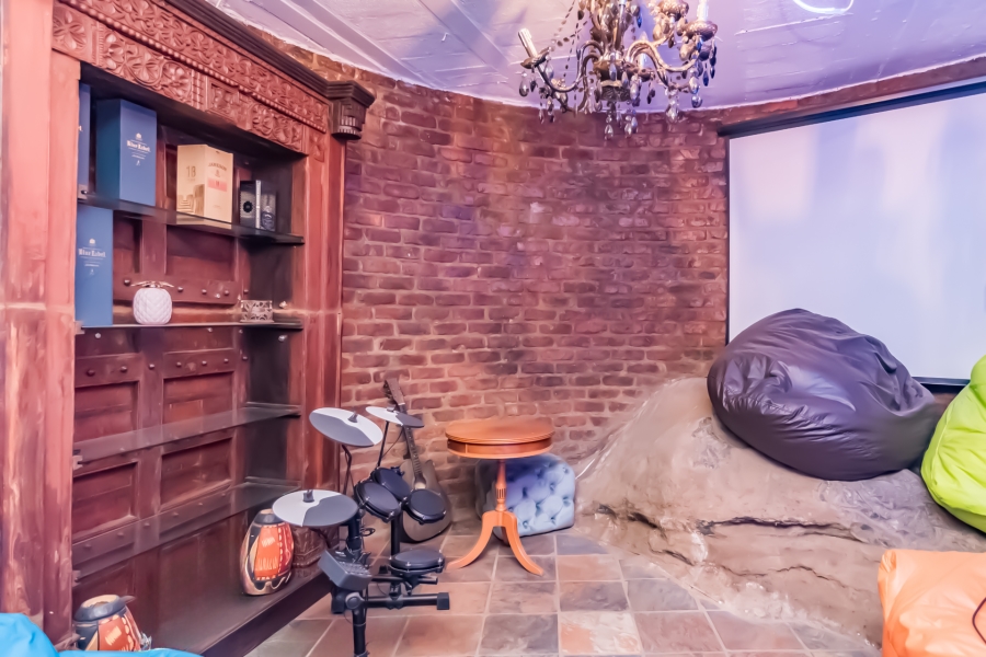 9 Bedroom Property for Sale in Clubview Gauteng