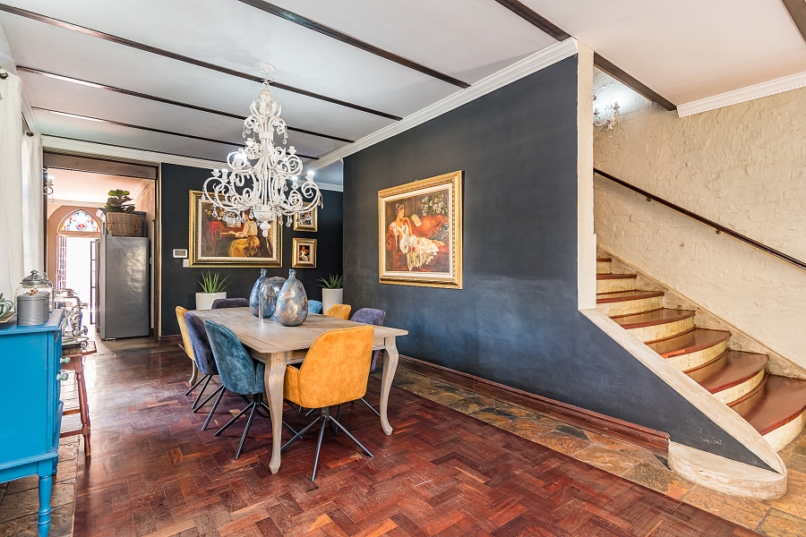 9 Bedroom Property for Sale in Clubview Gauteng
