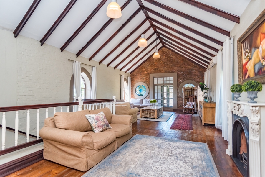 9 Bedroom Property for Sale in Clubview Gauteng