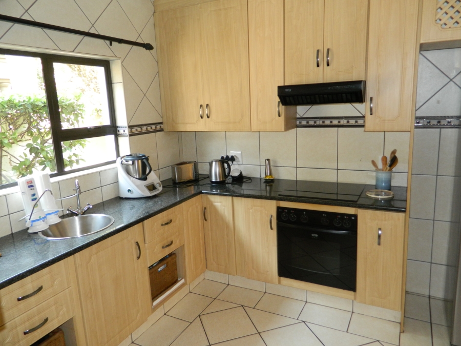 To Let 3 Bedroom Property for Rent in Silver Lakes Golf Estate Gauteng