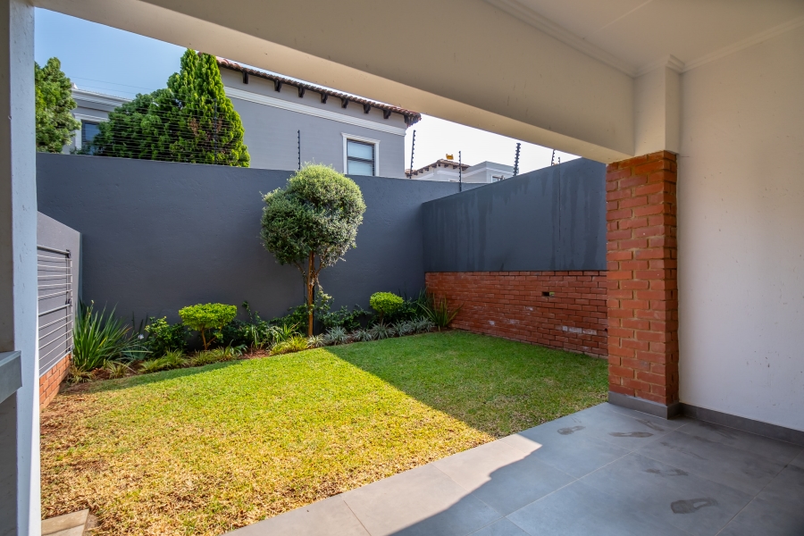 3 Bedroom Property for Sale in Bryanston Gauteng