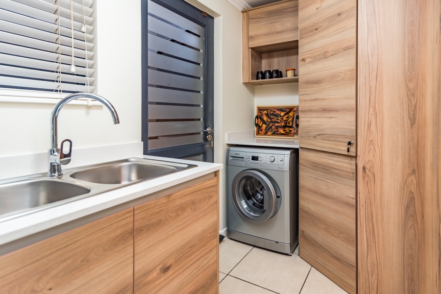 3 Bedroom Property for Sale in Amorosa Gauteng