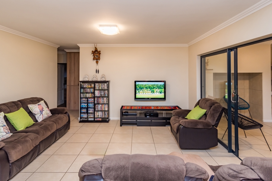 3 Bedroom Property for Sale in Amorosa Gauteng