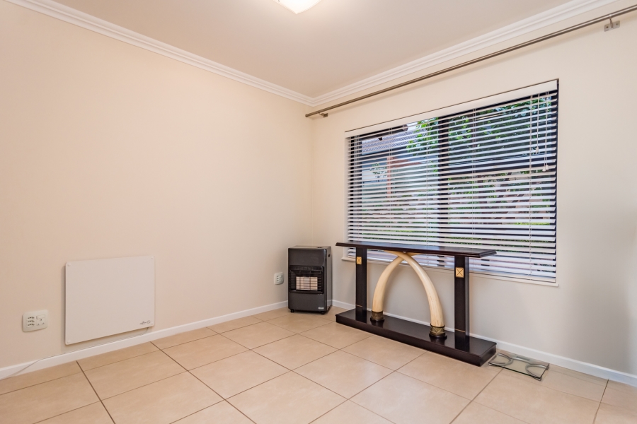 3 Bedroom Property for Sale in Amorosa Gauteng