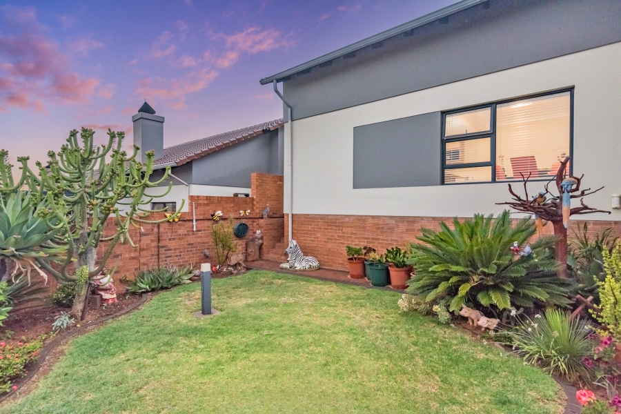 3 Bedroom Property for Sale in Amorosa Gauteng