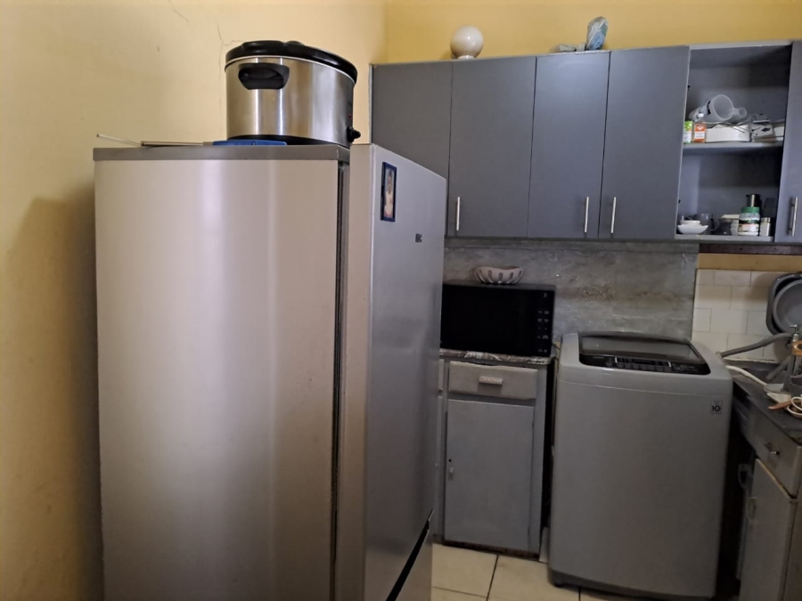 2 Bedroom Property for Sale in Rosettenville Gauteng