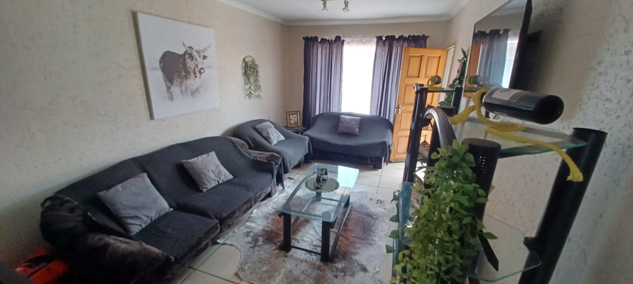 2 Bedroom Property for Sale in Brakpan Central Gauteng