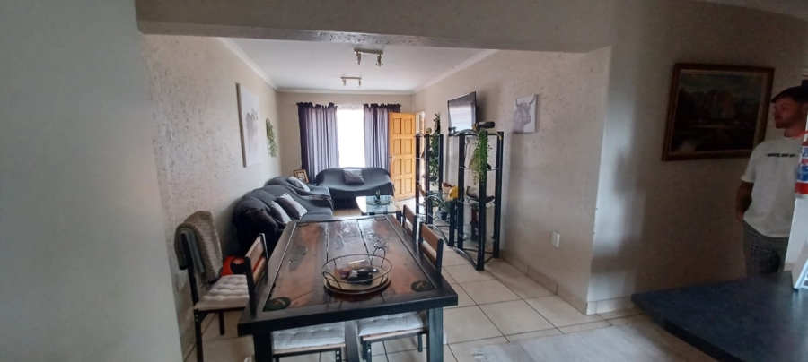 2 Bedroom Property for Sale in Brakpan Central Gauteng