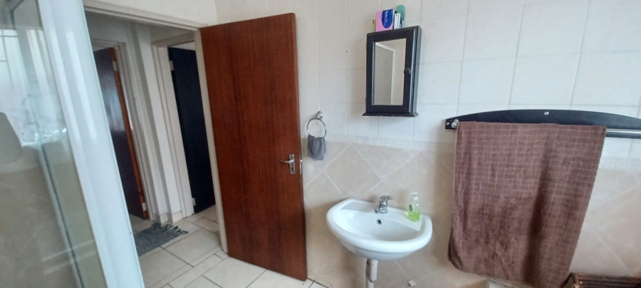 2 Bedroom Property for Sale in Brakpan Central Gauteng