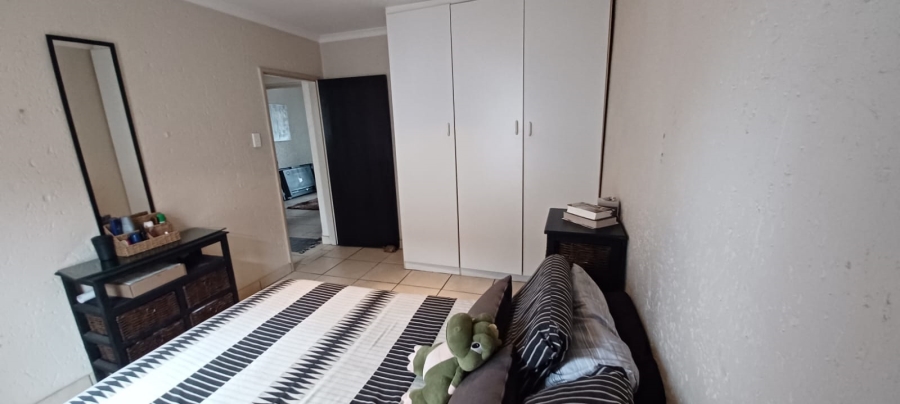 2 Bedroom Property for Sale in Brakpan Central Gauteng