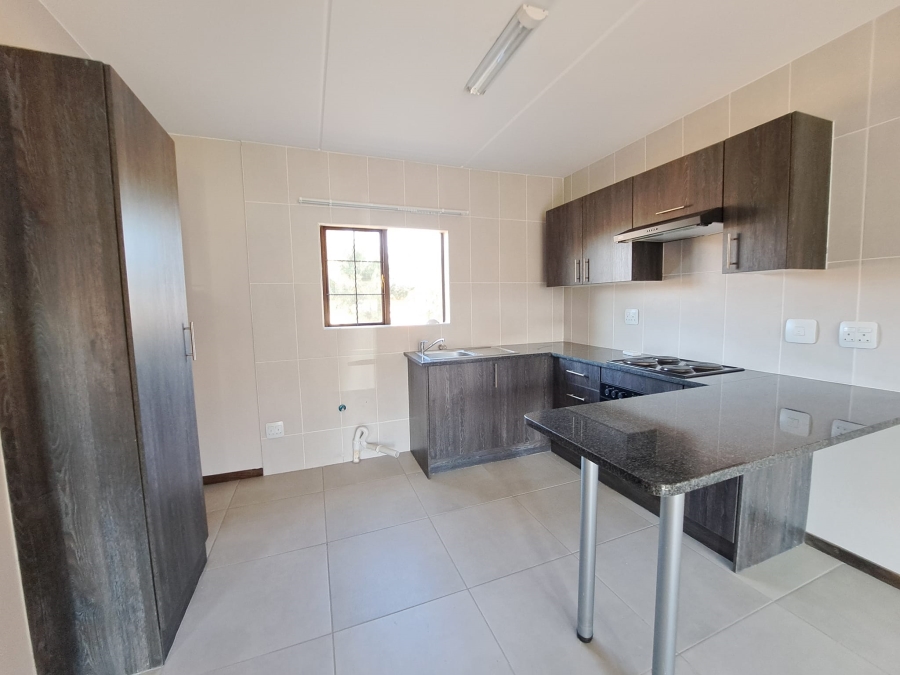 To Let 1 Bedroom Property for Rent in Dalview Gauteng