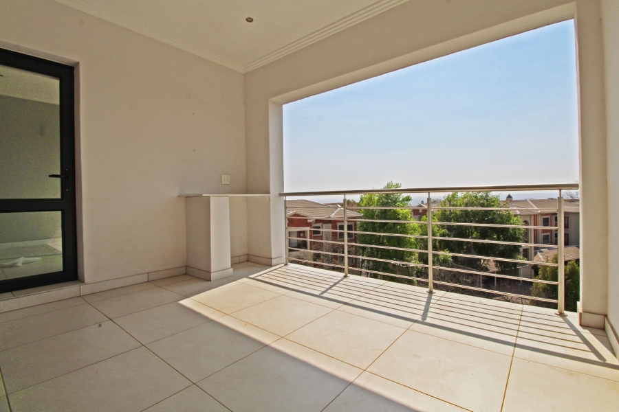 To Let 2 Bedroom Property for Rent in Bryanston Gauteng