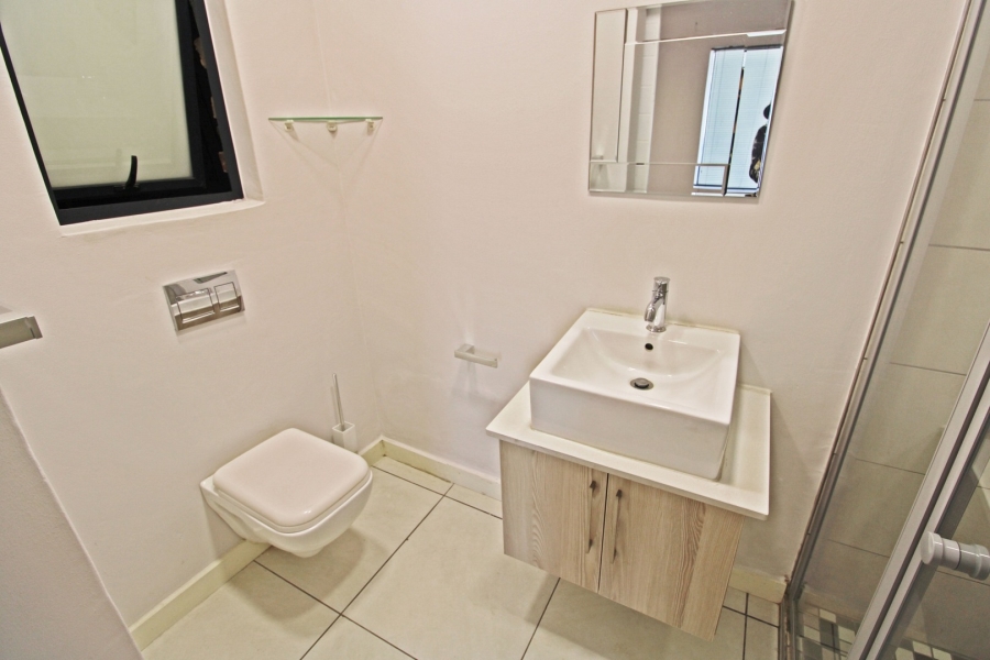 To Let 2 Bedroom Property for Rent in Bryanston Gauteng